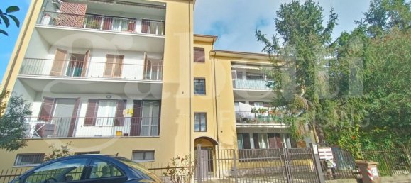 Apartamento de 3 habitaciónes en Deruta, Italy No. 50333 2
