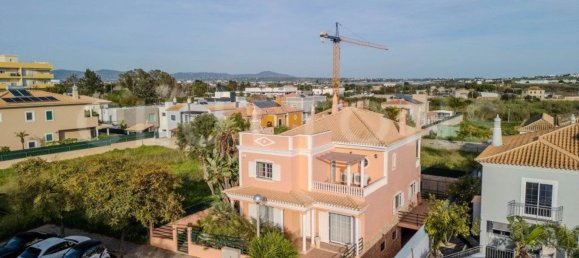 Casa de 3 dormitorios en Montenegro, Portugal No. 111446 2