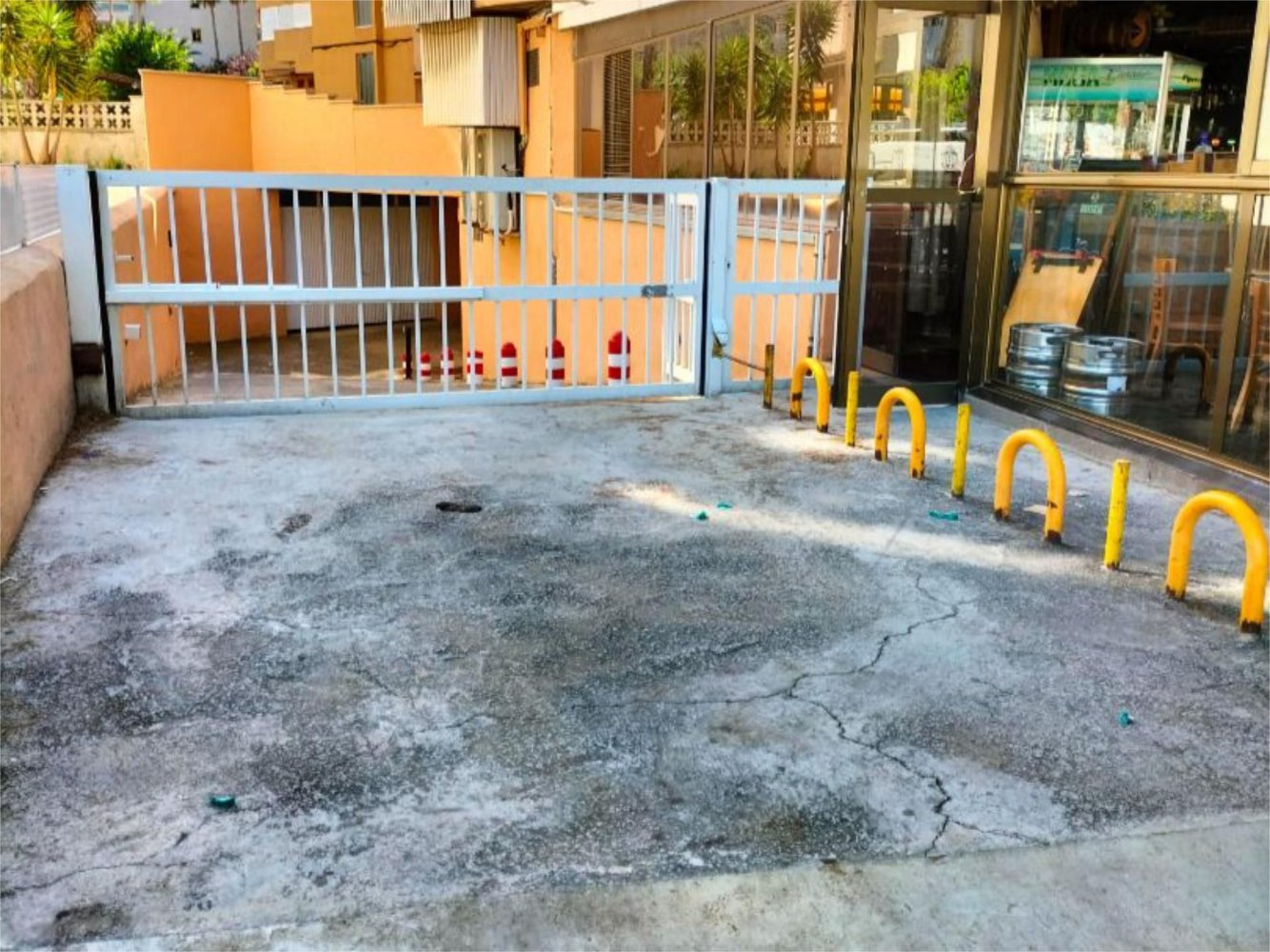 14m² Garage in Salou, Spain No. 180236