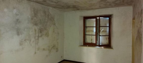5 rooms Apartment in Sovramonte, Italy No. 141186 7