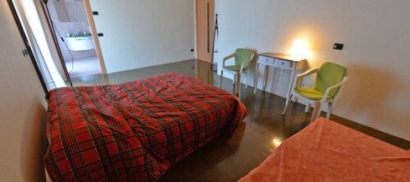 Вилла с 4 спальнями в Фаджето Ларио, Италия № 266206 21