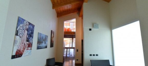 Вилла с 4 спальнями в Фаджето Ларио, Италия № 266206 30