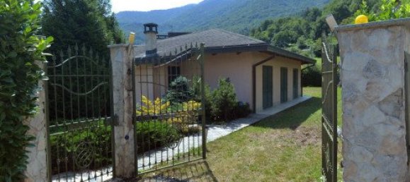 Вилла с 4 спальнями в Фаджето Ларио, Италия № 266206 31