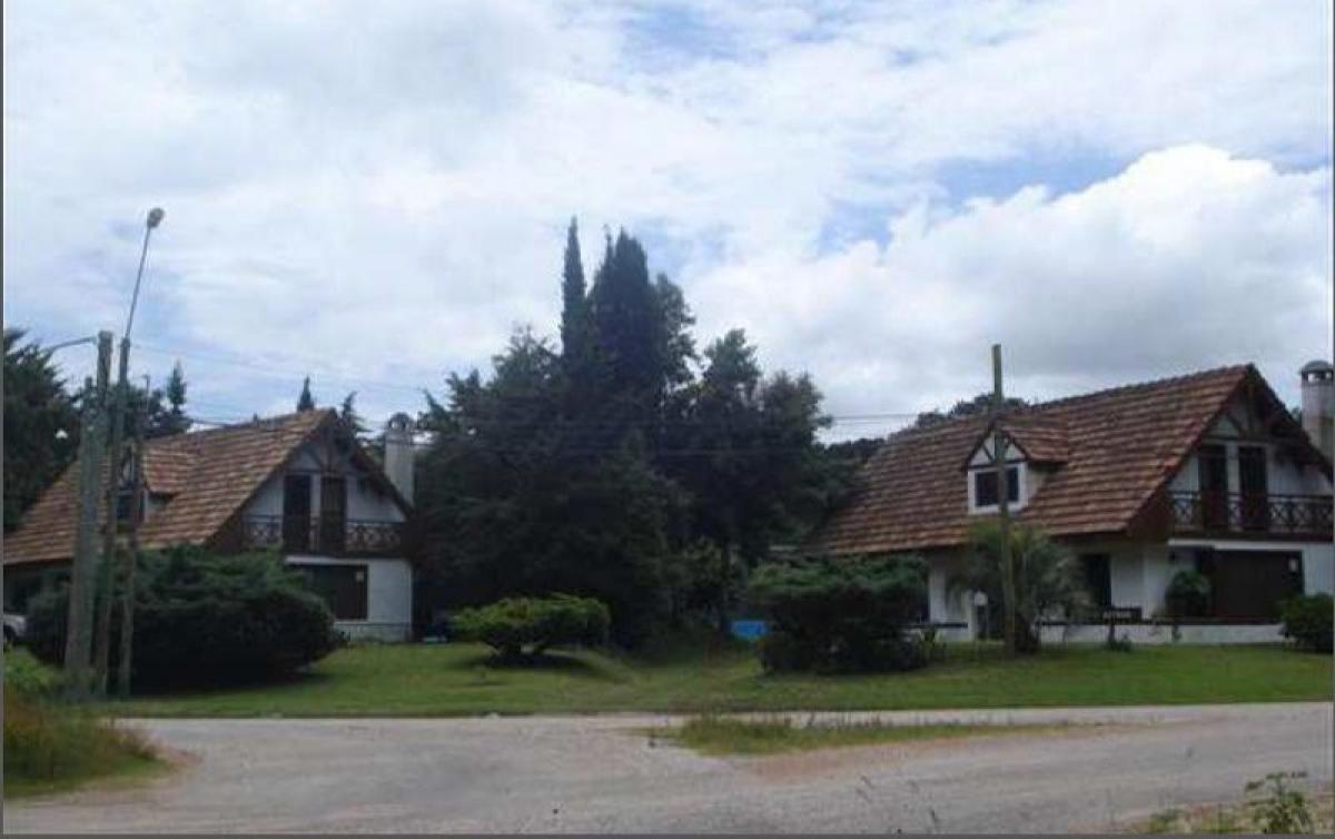 4 bedrooms House in Maldonado, Uruguay No. 6140