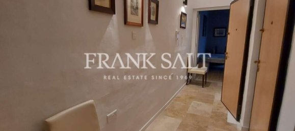 2 bedrooms Maisonette in Valletta, Malta No. 9915 11