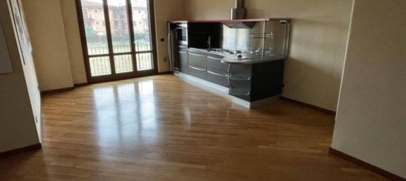 4 rooms Apartment in Travagliato, Italy No. 7090 10