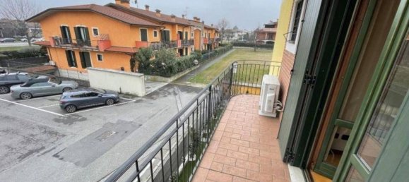4 rooms Apartment in Travagliato, Italy No. 7090 12