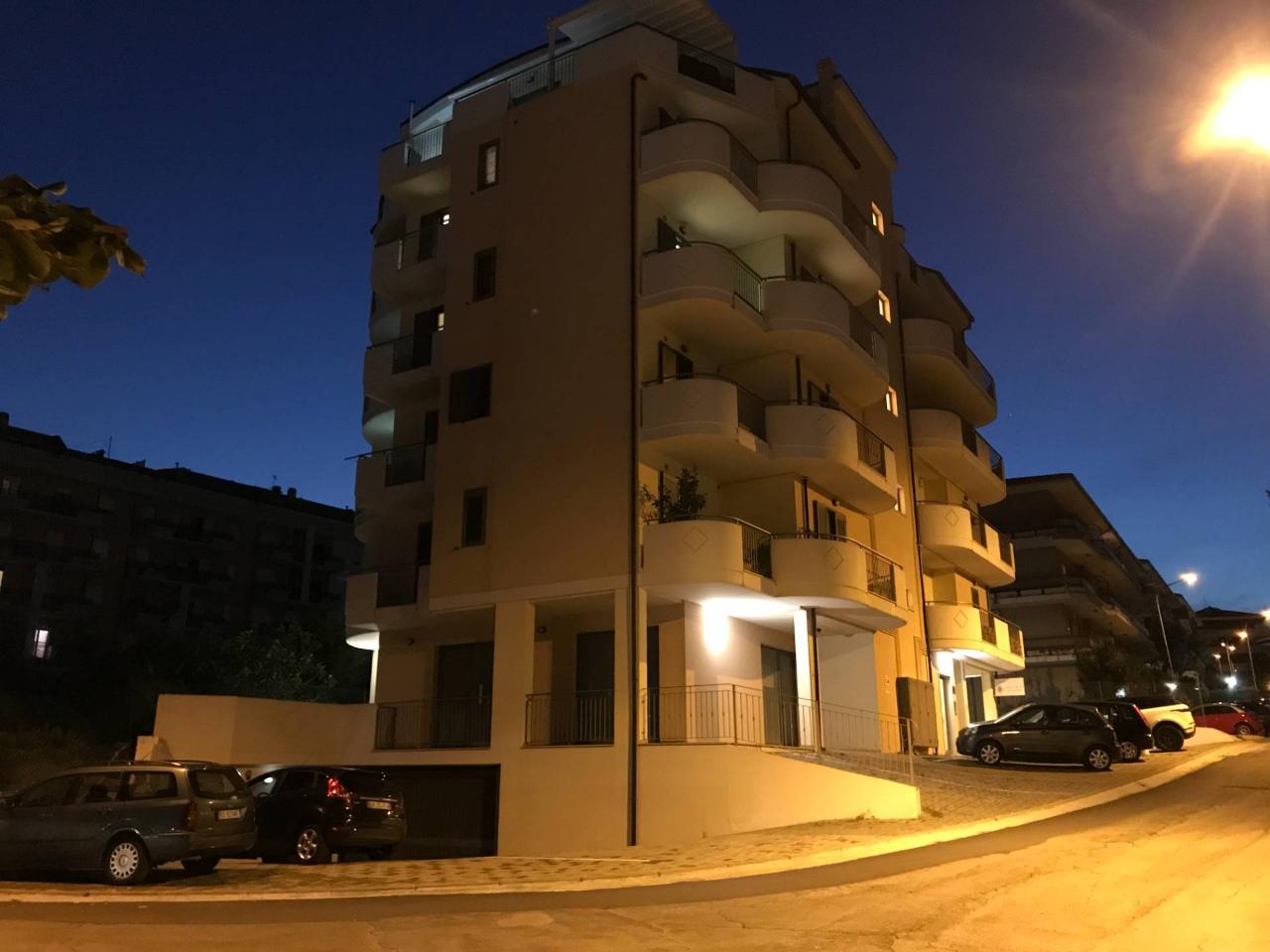 1 room Garage in Vasto, Italy No. 80836