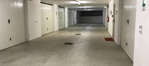 1 room Garage in Vasto, Italy No. 80836 6