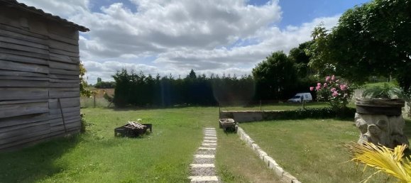 3 bedrooms House in Ruffec, France No. 343815 13