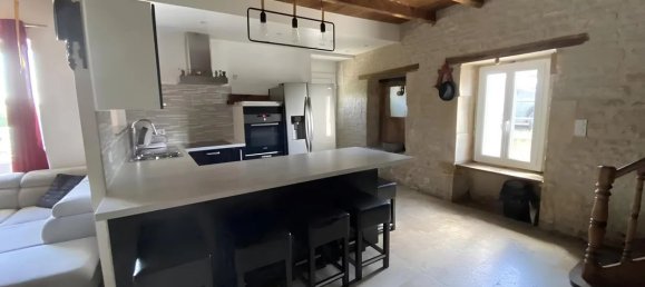 3 bedrooms House in Ruffec, France No. 343815 14