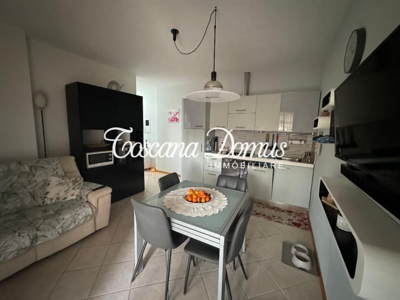 3 rooms Apartment in Siena, Italy No. 167111