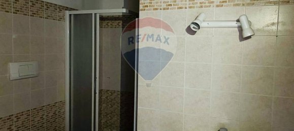 Apartamento de 2 dormitorios en Salò, Italy No. 56107 9