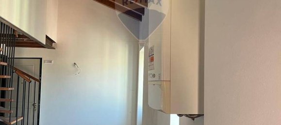 Apartamento de 2 dormitorios en Salò, Italy No. 56107 13