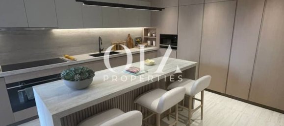 4 bedrooms Villa in Abu Dhabi, UAE No. 20565 4