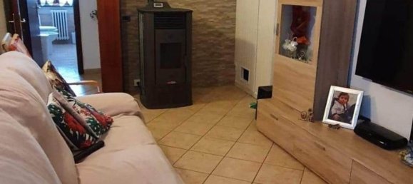 4 rooms Apartment in Pistoia, Italy No. 139187 2