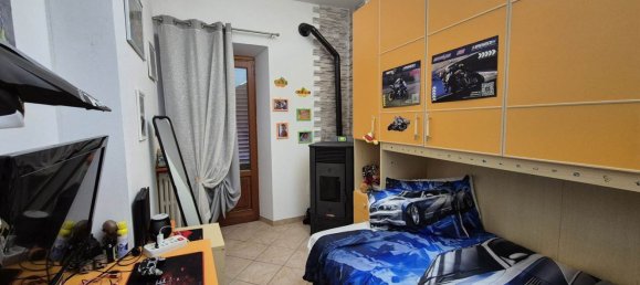 4 rooms Apartment in Pistoia, Italy No. 139187 8