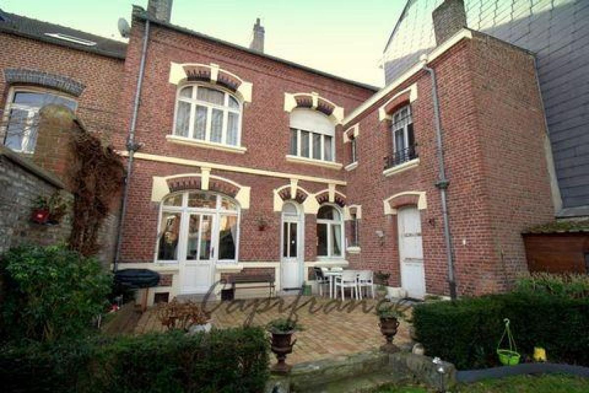 5 bedrooms House in Douai, France No. 32382