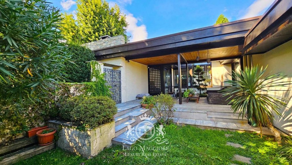 4 chambres Villa à Sesto Calende, Italy No. 92033