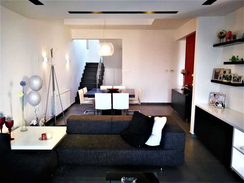 3 bedrooms Villa in Mesa Geitonia, Cyprus No. 19163