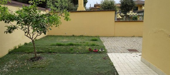 Casa de 3 dormitorios en Montignoso, Italy No. 316753 8