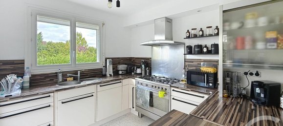 5 Schlafzimmer Haus in Saint-Georges-sur-Baulche, France, Nr. 358435 2