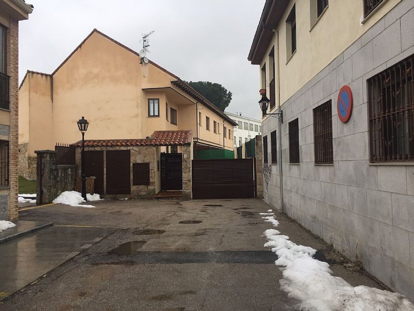 2 bedrooms Apartment in Madrid, Spain No. 134710