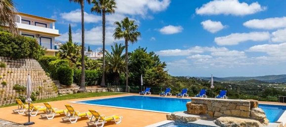 4 bedrooms Villa in Faro, Portugal No. 145583 2