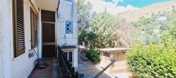 Вилла с 8 комнатами в Монреале, Италия № 301117 19