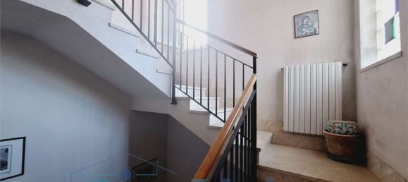 Вилла с 8 комнатами в Монреале, Италия № 301117 39