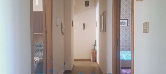 Вилла с 8 комнатами в Монреале, Италия № 301117 15