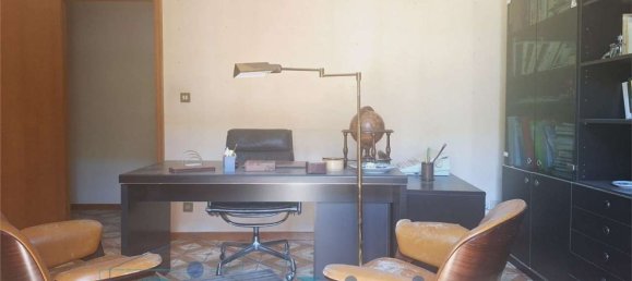 Вилла с 8 комнатами в Монреале, Италия № 301117 23