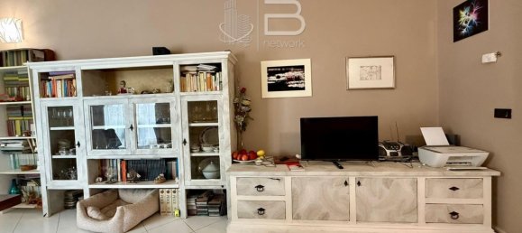 5 Schlafzimmer Wohnung in Viareggio, Italy, Nr. 323355 5