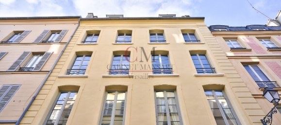 2 bedrooms Duplex in Versailles, France No. 187316 4