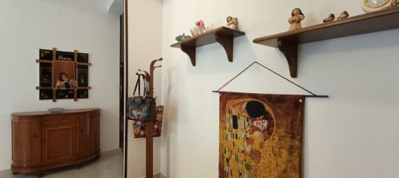 4 rooms Apartment in Isernia, Italy No. 48546 3