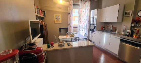 4 bedrooms Apartment in Saronno, Italy No. 372596 9