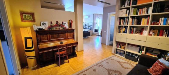 4 bedrooms Apartment in Saronno, Italy No. 372596 19