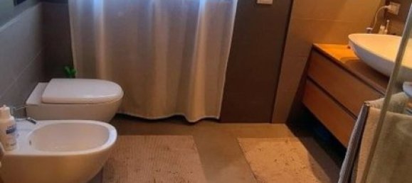 4 bedrooms Apartment in Saronno, Italy No. 372596 24