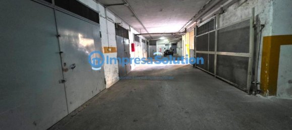 25m² Garage in Naples, Italy No. 82805 12