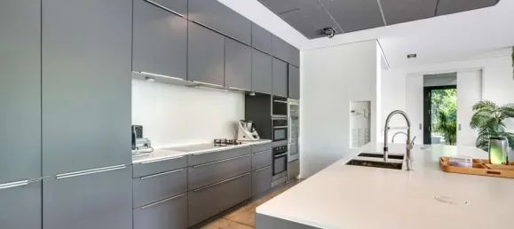 Propiedad comercial de 7 dormitorios en Bottrop, Germany No. 74419 9