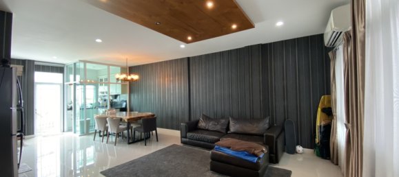 Таунхаус с 4 спальнями в Пхракханонг, Таиланд № 66182 2