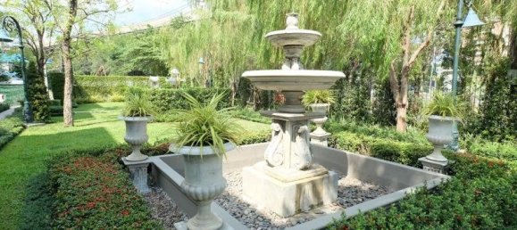 Таунхаус с 4 спальнями в Пхракханонг, Таиланд № 66182 17