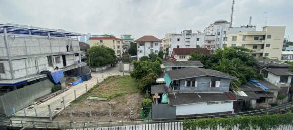 Таунхаус с 4 спальнями в Пхракханонг, Таиланд № 66182 12