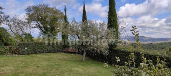 5 bedrooms House in Città della Pieve, Italy No. 121912 6