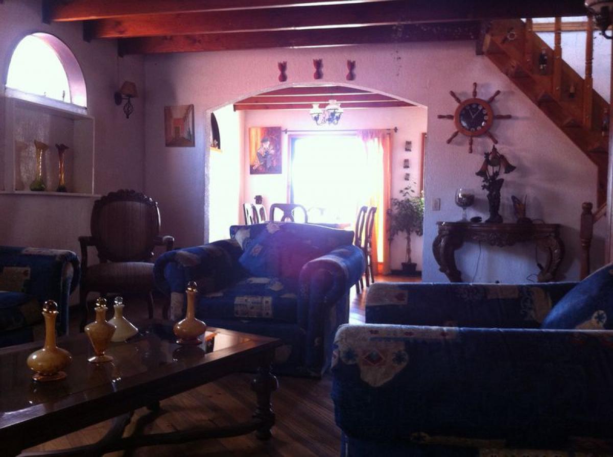 6 bedrooms House in Valparaiso, Chile No. 2133