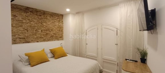 Apartamento de 2 dormitorios en Ciudad Vieja, Spain No. 144499 5