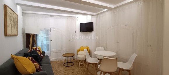 Apartamento de 2 dormitorios en Ciudad Vieja, Spain No. 144499 22