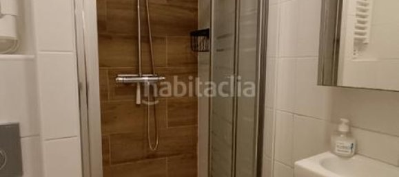 Apartamento de 2 dormitorios en Ciudad Vieja, Spain No. 144499 17