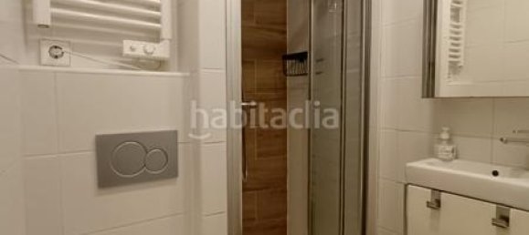 Apartamento de 2 dormitorios en Ciudad Vieja, Spain No. 144499 10