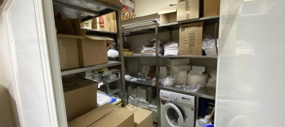 266m² Commercial property in Odivelas, Portugal No. 127239 13